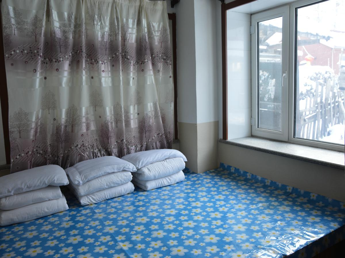 Snow Valley International Hostel Wuchang  Экстерьер фото